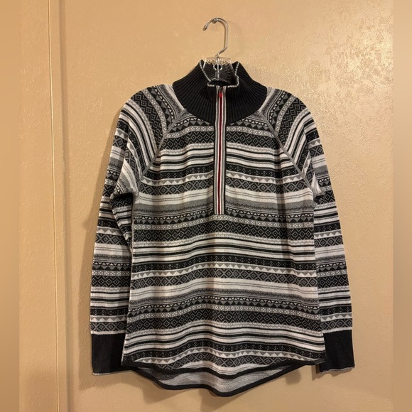 Eddie Bauer Sweaters - Eddie Bauer women’s 1/4 zip Fair Isle sweater sz M